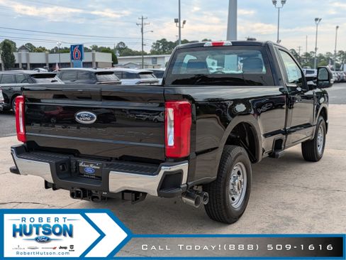 New 2025 Ford F250 XL w/ XL Chrome Package image 6