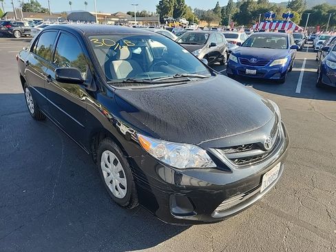 Used 2011 Toyota Corolla LE image 7