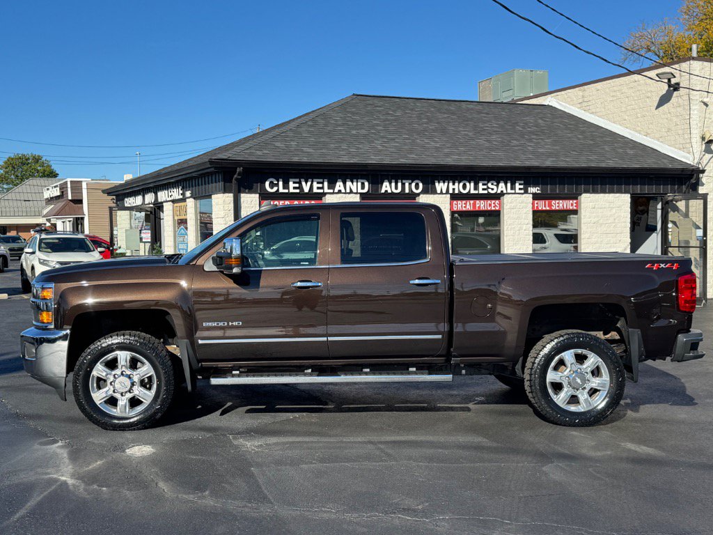 Used 2018 Chevrolet Silverado 2500 LTZ w/ LTZ Plus Package AWD/4WD image 2