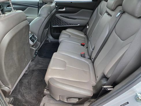 Used 2019 Hyundai Santa Fe FWD image 18