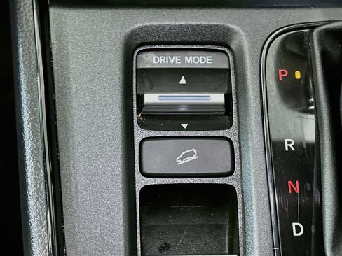 Used 2025 Honda CR-V Sport-L image 25