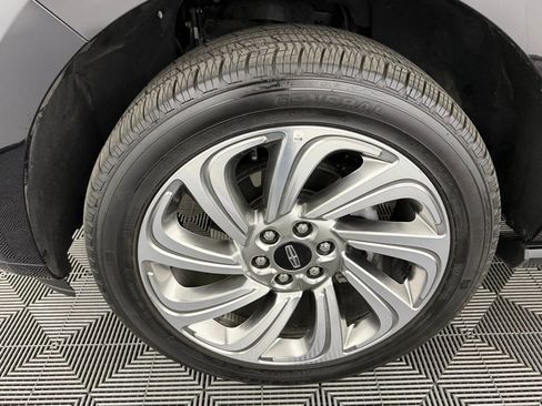 Used 2024 Lincoln Navigator Reserve image 12