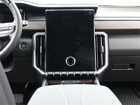 New 2025 GMC Acadia Denali w/ Super Cruise Package image 27