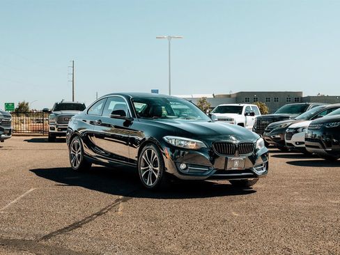 Used 2017 BMW 230i Coupe RWD image 1