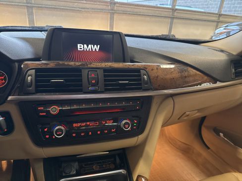 Used 2014 BMW 328i xDrive Sedan image 13