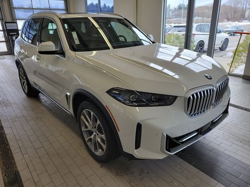 New 2026 BMW X5 xDrive40i image 9