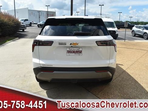Used 2026 Chevrolet Equinox LT w/ Convenience Package II FWD image 8