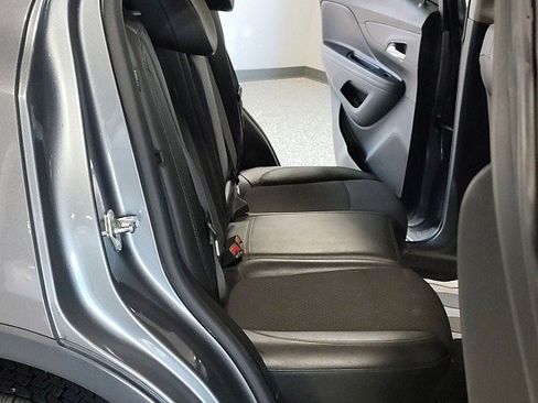 Used 2019 Buick Encore Preferred AWD/4WD image 14