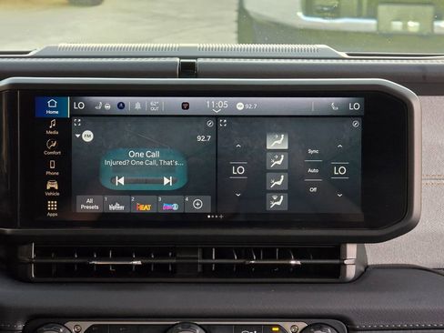 Used 2025 Jeep Wrangler Unlimited Sahara w/ Safety Group image 34