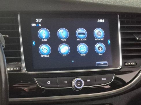 Certified 2020 Buick Encore Preferred image 19