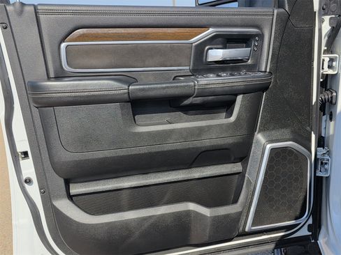 Used 2023 RAM 2500 Laramie image 17