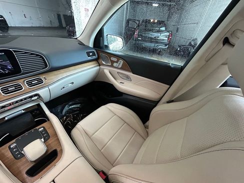 Used 2024 Mercedes-Benz GLE 450 4MATIC image 10