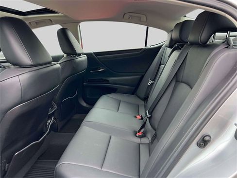 Certified 2023 Lexus ES 350 w/ Premium Package image 17