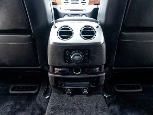 Used 2012 Rolls-Royce Ghost RWD image 39