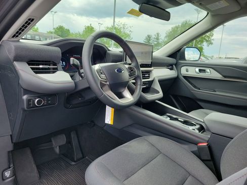 New 2026 Ford Explorer Active AWD/4WD image 21