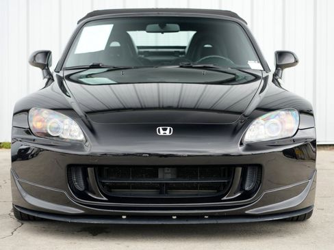 Used 2005 Honda S2000 image 6