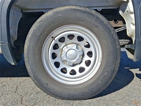 Used 2023 GMC Sierra 1500 Pro w/ Pro Value Package image 8