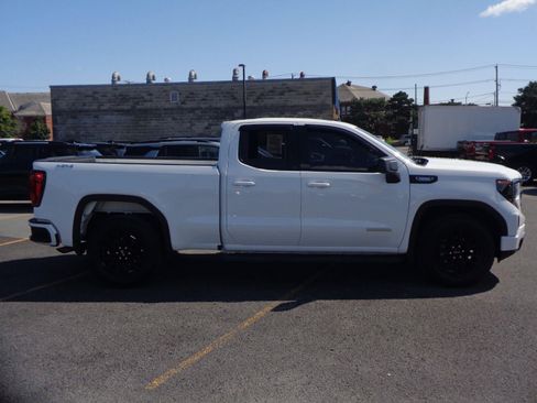 Used 2025 GMC Sierra 1500 Elevation AWD/4WD image 4