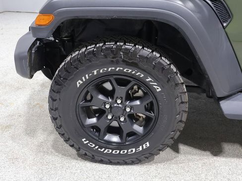 Used 2021 Jeep Wrangler Unlimited Sport AWD/4WD image 9