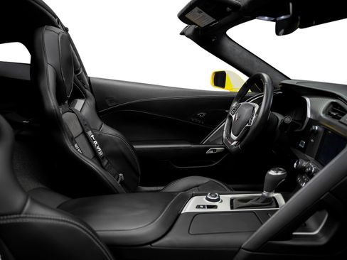 Used 2016 Chevrolet Corvette Z06 w/ 3LZ Preferred Equipment Group RWD image 57