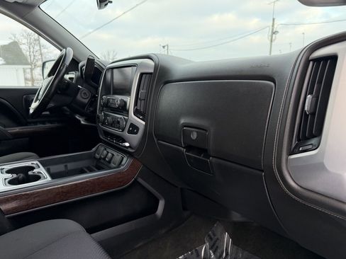 Used 2015 GMC Sierra 1500 SLE w/ SLE Value Package image 21