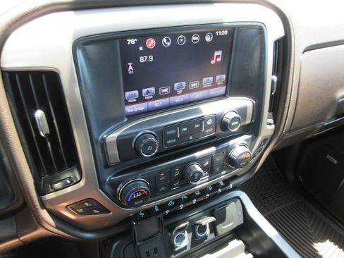 Used 2016 GMC Sierra 3500 Denali w/ Duramax Plus Package AWD/4WD image 33