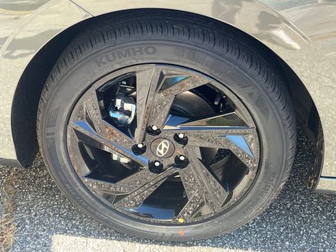 New 2026 Hyundai Elantra Sport image 11