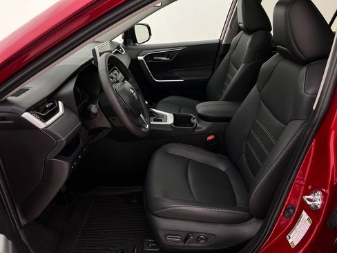 Used 2025 Toyota RAV4 XLE Premium w/ Weather Package AWD/4WD image 11