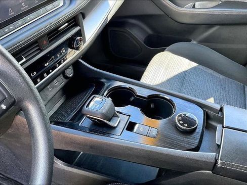 Certified 2023 Nissan Rogue SV AWD/4WD image 20