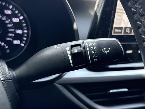 Used 2024 Kia Forte GT-Line image 10