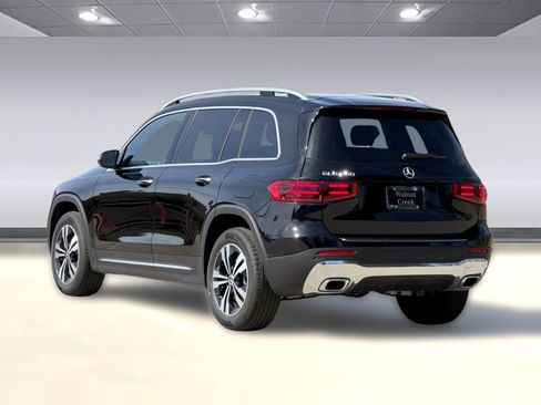 New 2025 Mercedes-Benz GLB 250 image 3