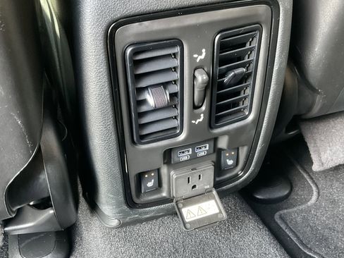 Used 2025 Dodge Durango R/T image 36