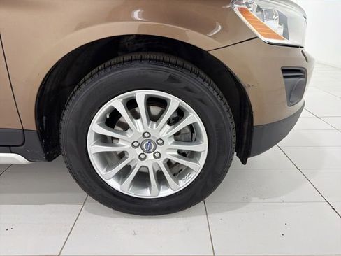 Used 2010 Volvo XC60 T6 AWD/4WD image 43
