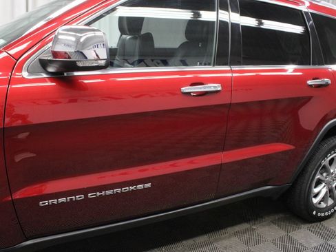 Used 2015 Jeep Grand Cherokee Limited w/ Trailer Tow Group IV AWD/4WD image 43
