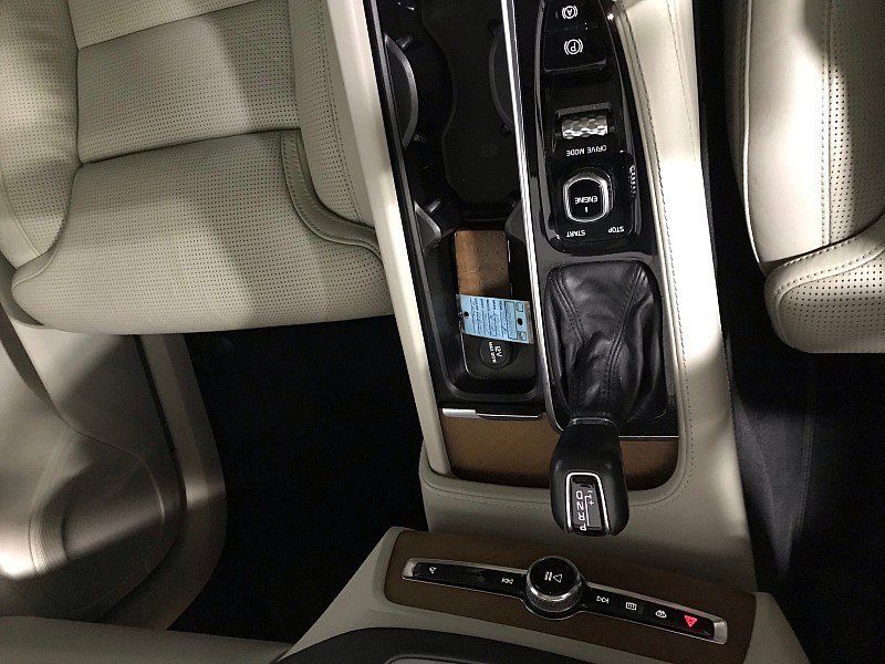 Used 2016 Volvo XC90 T6 Inscription w/ Vision Package AWD/4WD image 28