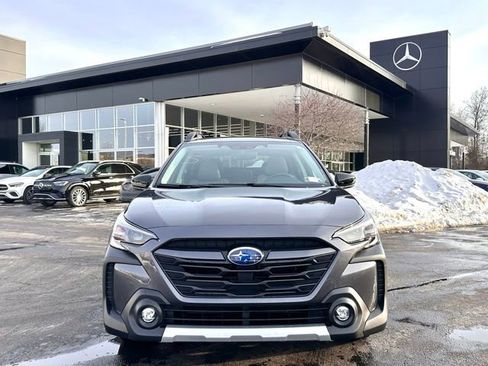 Used 2025 Subaru Outback Limited image 2