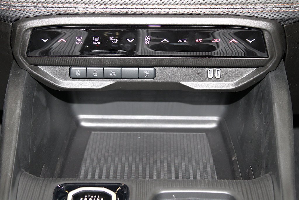 New 2026 Jeep Cherokee Limited AWD/4WD image 20
