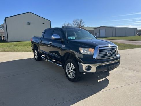 Used 2013 Toyota Tundra Platinum image 3
