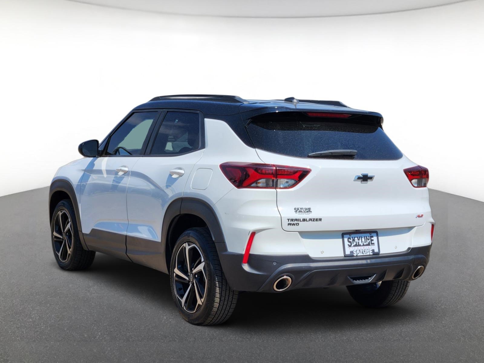 Used 2022 Chevrolet TrailBlazer RS w/ Technology Package AWD/4WD image 4