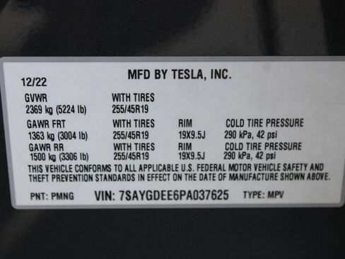 Used 2023 Tesla Model Y Long Range AWD/4WD image 15