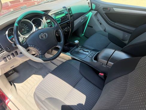 Used 2006 Toyota 4Runner Sport AWD/4WD image 2