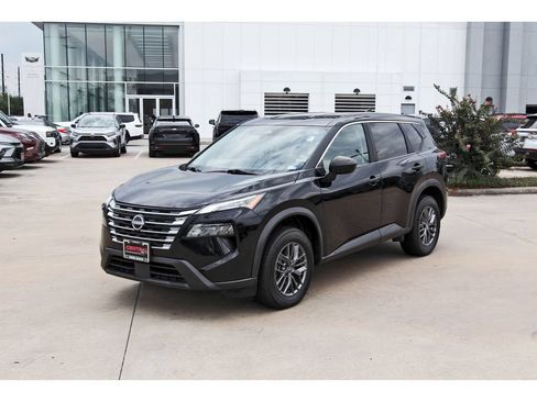 Used 2024 Nissan Rogue S AWD/4WD image 3
