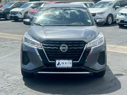 Used 2021 Nissan Kicks SV FWD image 10