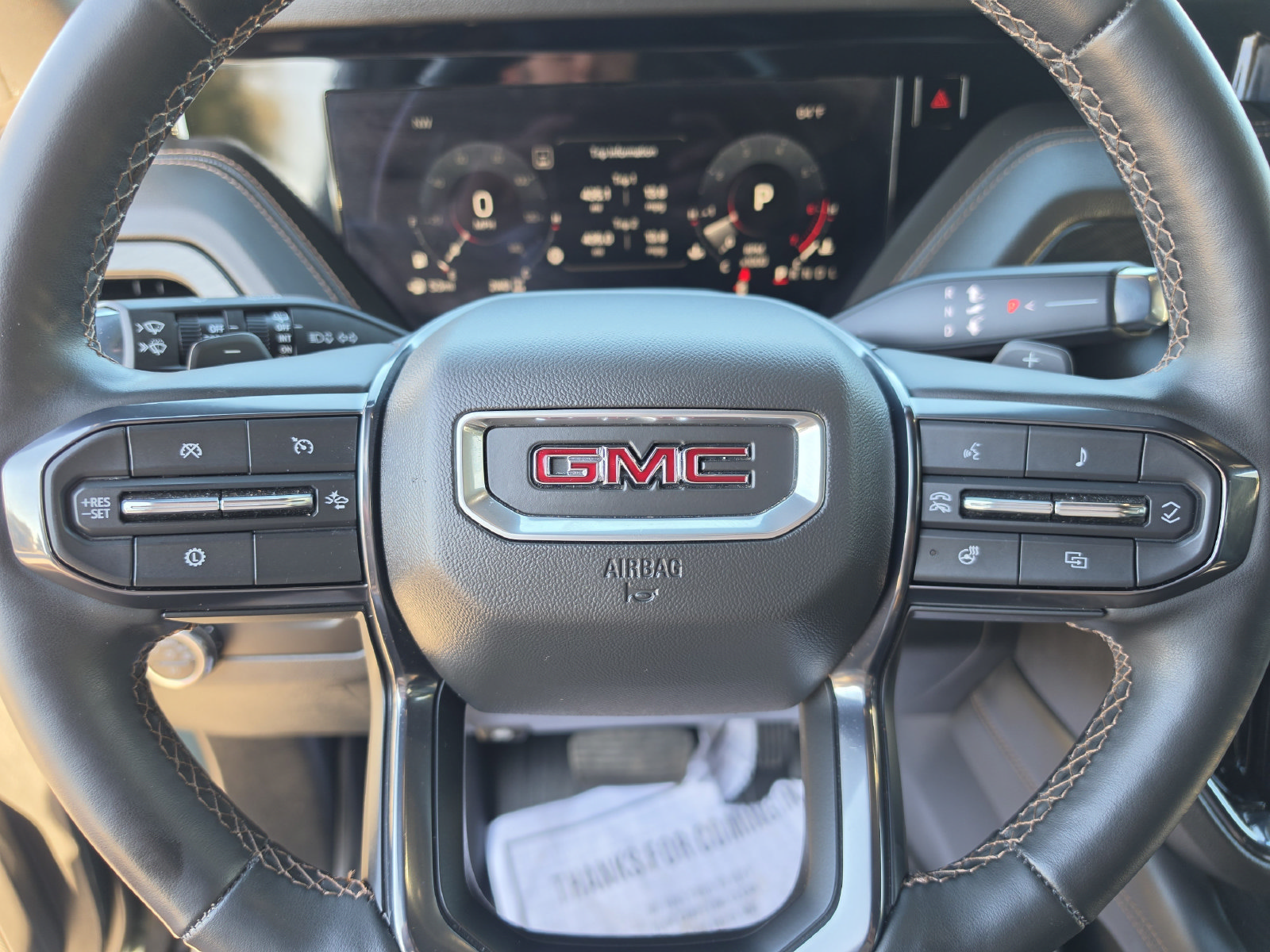 Used 2025 GMC Yukon AT4 w/ AT4 Premium Package AWD/4WD image 35