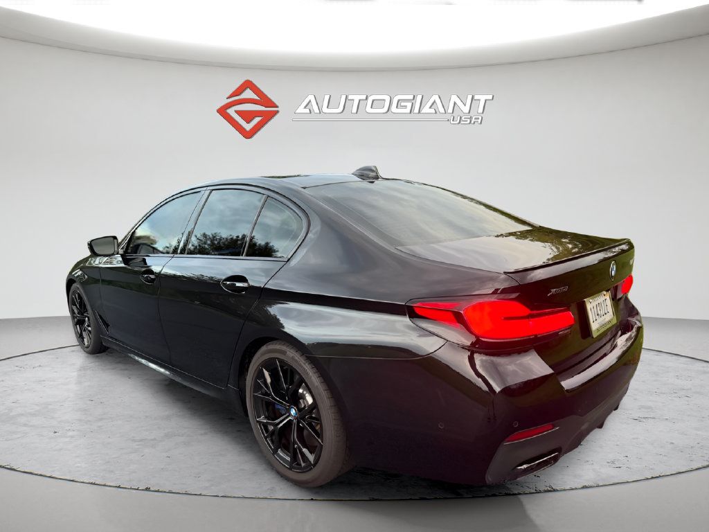 Used 2021 BMW M550i xDrive w/ Executive Package AWD/4WD image 3
