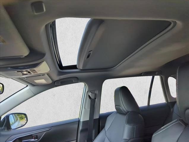 Certified 2023 Toyota RAV4 XLE Premium AWD/4WD image 21