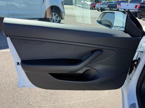 Used 2019 Tesla Model 3 AWD/4WD image 22