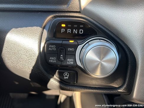 Used 2019 RAM 1500 Laramie image 18