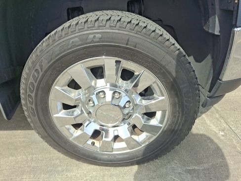 Used 2013 GMC Sierra 3500 SLT AWD/4WD image 4
