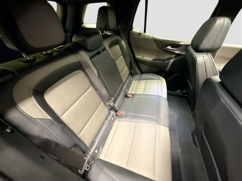 New 2026 Chevrolet Equinox LT w/ Convenience Package II image 28